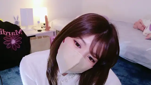 Snapshot of Runarunapi chatting on 28, 10, 2025 Runarunapi online show from 28, 10, 2025