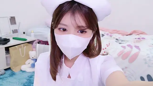 Snapshot of Runarunapi chatting on 31, 10, 2025 Runarunapi online show from 31, 10, 2025