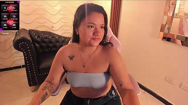 natasha adams22 online show from 8, 11, 2025