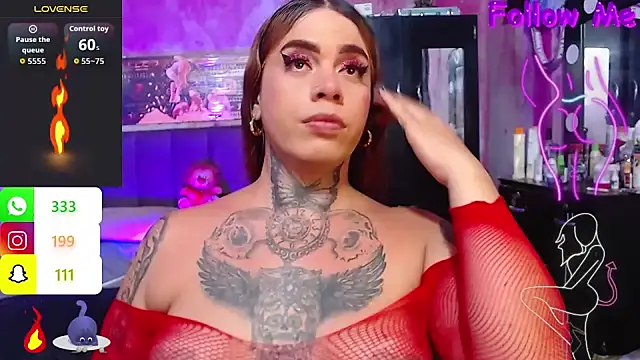 Snapshot of BriannaSweet_ chatting on 8, 10, 2025 BriannaSweet online show from 8, 10, 2025