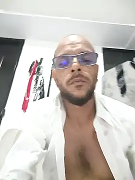Snapshot of Charly_BC_Dirty chatting on 29, 1, 2025 Charly BC Dirty online show from 29, 1, 2025