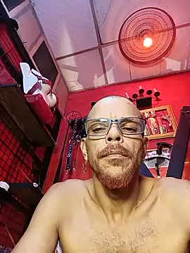 Snapshot of Charly_BC_Dirty chatting on 31, 5, 2026 Charly BC Dirty online show from 31, 5, 2026