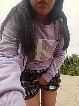 Danna-linyi online show from 19, 6, 2026