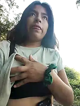 Danna-linyi online show from 5, 2, 2025