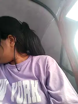 Danna-linyi online show from 20, 3, 2025