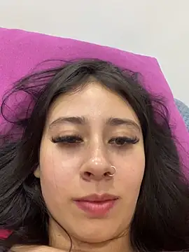 Snapshot of Zoee_t chatting on 14, 2, 2025 Zoee t online show from 14, 2, 2025