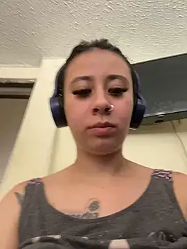 Snapshot of Zoee_t chatting on 6, 2, 2025 Zoee t online show from 6, 2, 2025