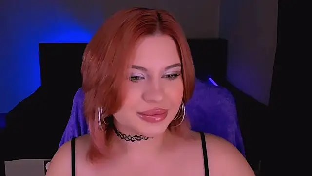 Snapshot of evaharve chatting on 4, 10, 2025 evaharve online show from 4, 10, 2025
