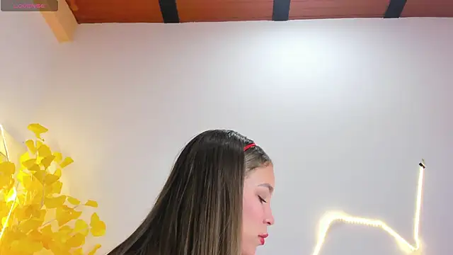 Snapshot of HaleyAmaya chatting on 27, 6, 2026 HaleyAmaya online show from 27, 6, 2026