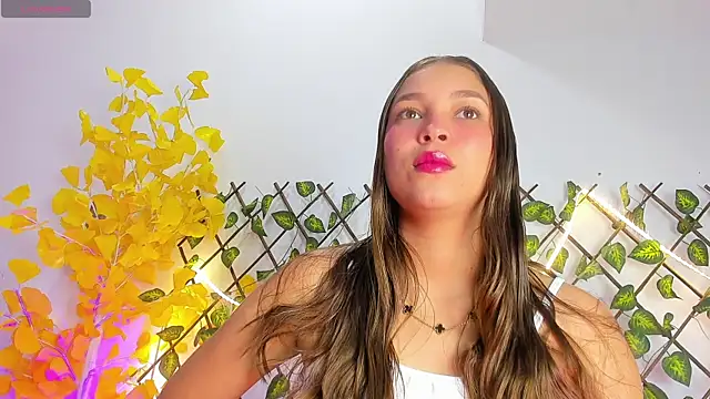 Snapshot of HaleyAmaya chatting on 19, 7, 2026 HaleyAmaya online show from 19, 7, 2026