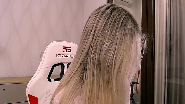 Babby Rabbit online show from 19, 12, 2025