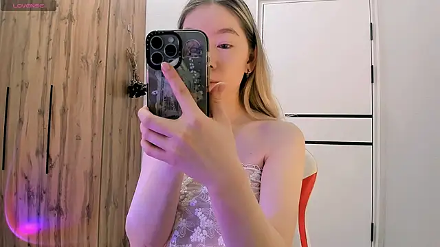 Babby Rabbit online show from 4, 4, 2026