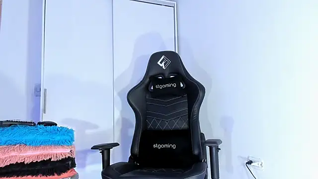 Snapshot of Dulce_smith_1 chatting on 7, 11, 2025 Dulce smith 1 online show from 7, 11, 2025