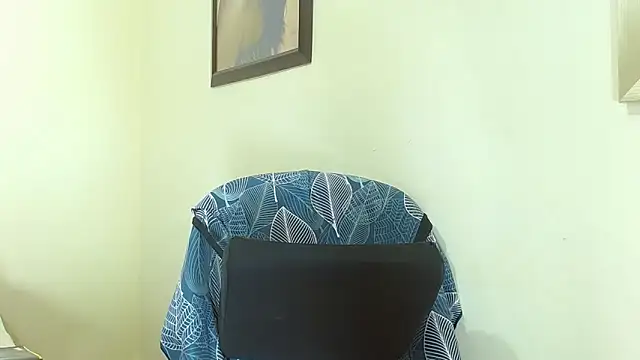 Snapshot of katerineleon chatting on 12, 11, 2025 katerineleon online show from 12, 11, 2025