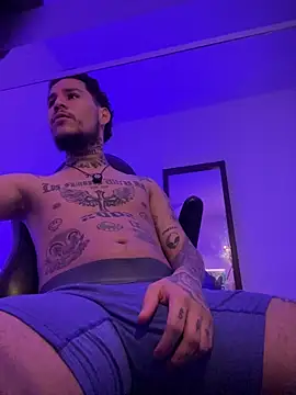 Snapshot of Junihn0 chatting on 15, 10, 2025 Junihn0 online show from 15, 10, 2025