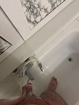 Loco42- online show from 1, 3, 2025