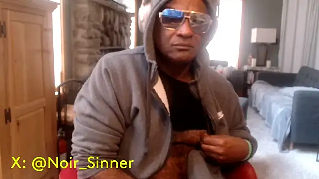 Snapshot of sinnernoir chatting on 29, 10, 2025 sinnernoir online show from 29, 10, 2025