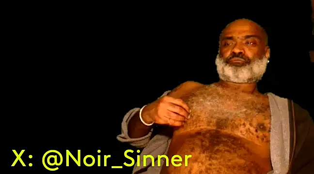 Snapshot of sinnernoir chatting on 2, 2, 2025 sinnernoir online show from 2, 2, 2025