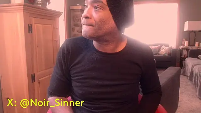 Snapshot of sinnernoir chatting on 21, 10, 2025 sinnernoir online show from 21, 10, 2025