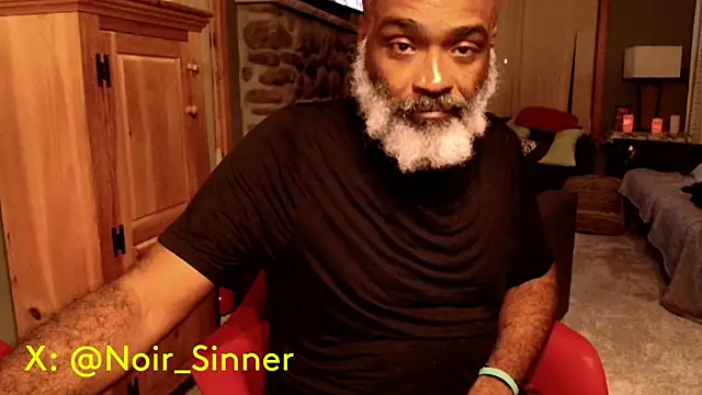 Snapshot of sinnernoir chatting on 22, 9, 2025 sinnernoir online show from 22, 9, 2025