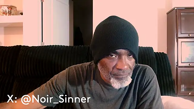 Snapshot of sinnernoir chatting on 17, 6, 2026 sinnernoir online show from 17, 6, 2026
