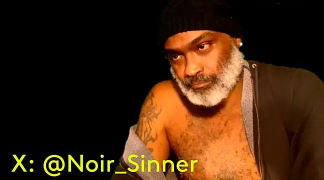 Snapshot of sinnernoir chatting on 3, 2, 2025 sinnernoir online show from 3, 2, 2025