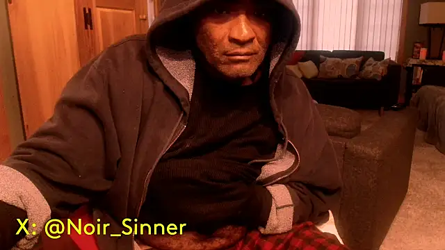 Snapshot of sinnernoir chatting on 14, 10, 2025 sinnernoir online show from 14, 10, 2025