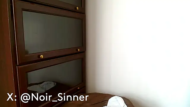 sinnernoir online show from 21, 4, 2026