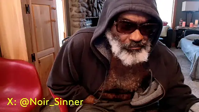 Snapshot of sinnernoir chatting on 26, 9, 2025 sinnernoir online show from 26, 9, 2025