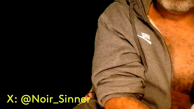 Snapshot of sinnernoir chatting on 13, 3, 2025 sinnernoir online show from 13, 3, 2025