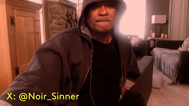 Snapshot of sinnernoir chatting on 16, 10, 2025 sinnernoir online show from 16, 10, 2025