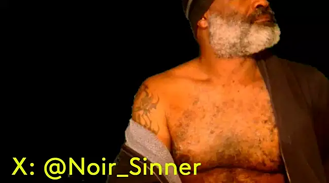 Snapshot of sinnernoir chatting on 31, 1, 2025 sinnernoir online show from 31, 1, 2025