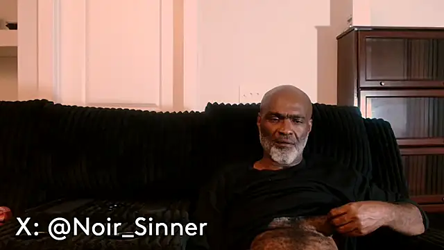 Snapshot of sinnernoir chatting on 21, 6, 2026 sinnernoir online show from 21, 6, 2026