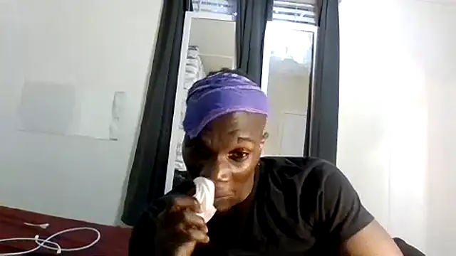 Snapshot of Shawtyblaque21 chatting on 15, 7, 2026 Shawtyblaque21 online show from 15, 7, 2026