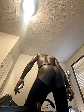 Shawtyblaque21 online show from 9, 10, 2025