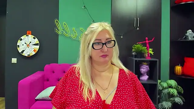 ChristyBrooks online show from 12, 2, 2025