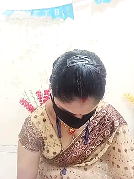 Cute-Aadhvita online show from 15, 10, 2025