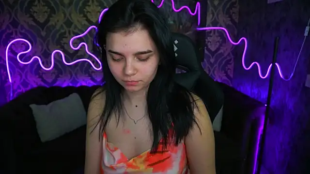 ShinyShyy online show from 9, 2, 2025