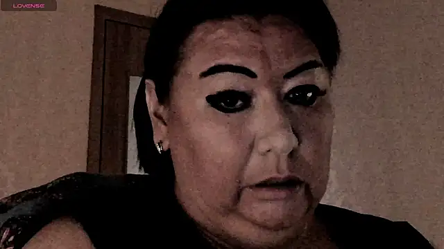 SexxyDreams1 online show from 28, 4, 2026