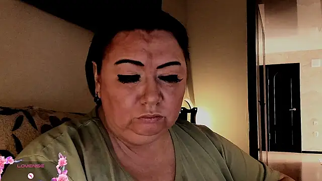 SexxyDreams1 online show from 8, 10, 2025