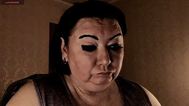 SexxyDreams1 online show from 5, 2, 2026