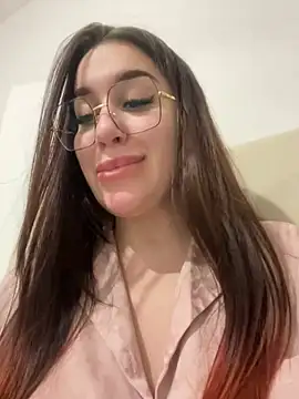 Snapshot of VikiDemi chatting on 12, 3, 2025 VikiDemi online show from 12, 3, 2025