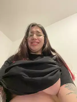 Snapshot of VikiDemi chatting on 25, 2, 2025 VikiDemi online show from 25, 2, 2025