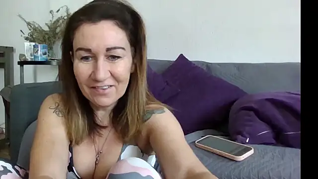 TamaraSweetxo online show from 30, 4, 2026