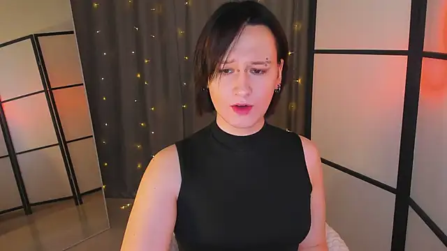 Nicole Cidman online show from 18, 2, 2025