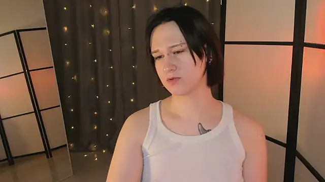 Nicole Cidman online show from 19, 2, 2025