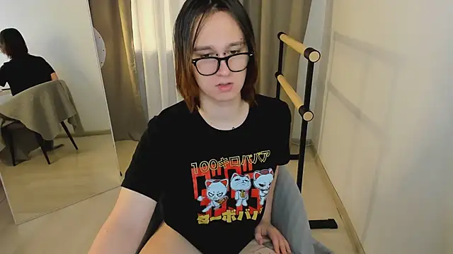 Nicole Cidman online show from 10, 9, 2025
