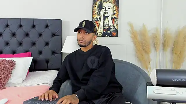 Robin Rief online show from 11, 3, 2025