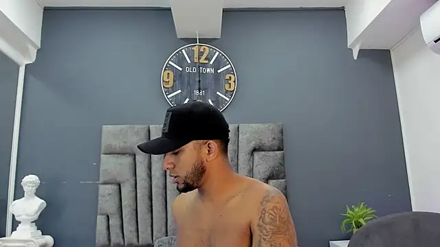 Robin Rief online show from 4, 4, 2026