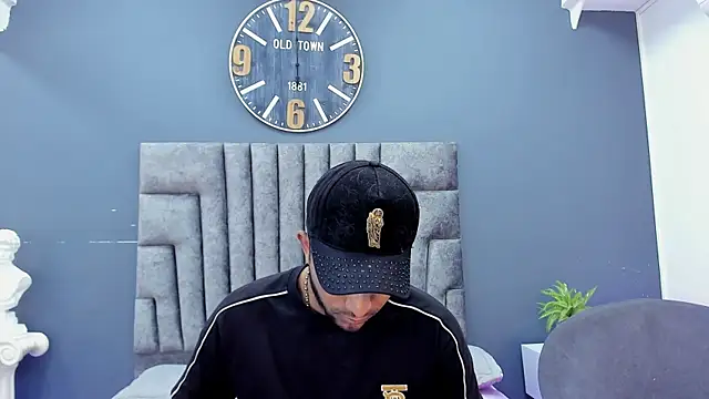 Robin Rief online show from 9, 4, 2026